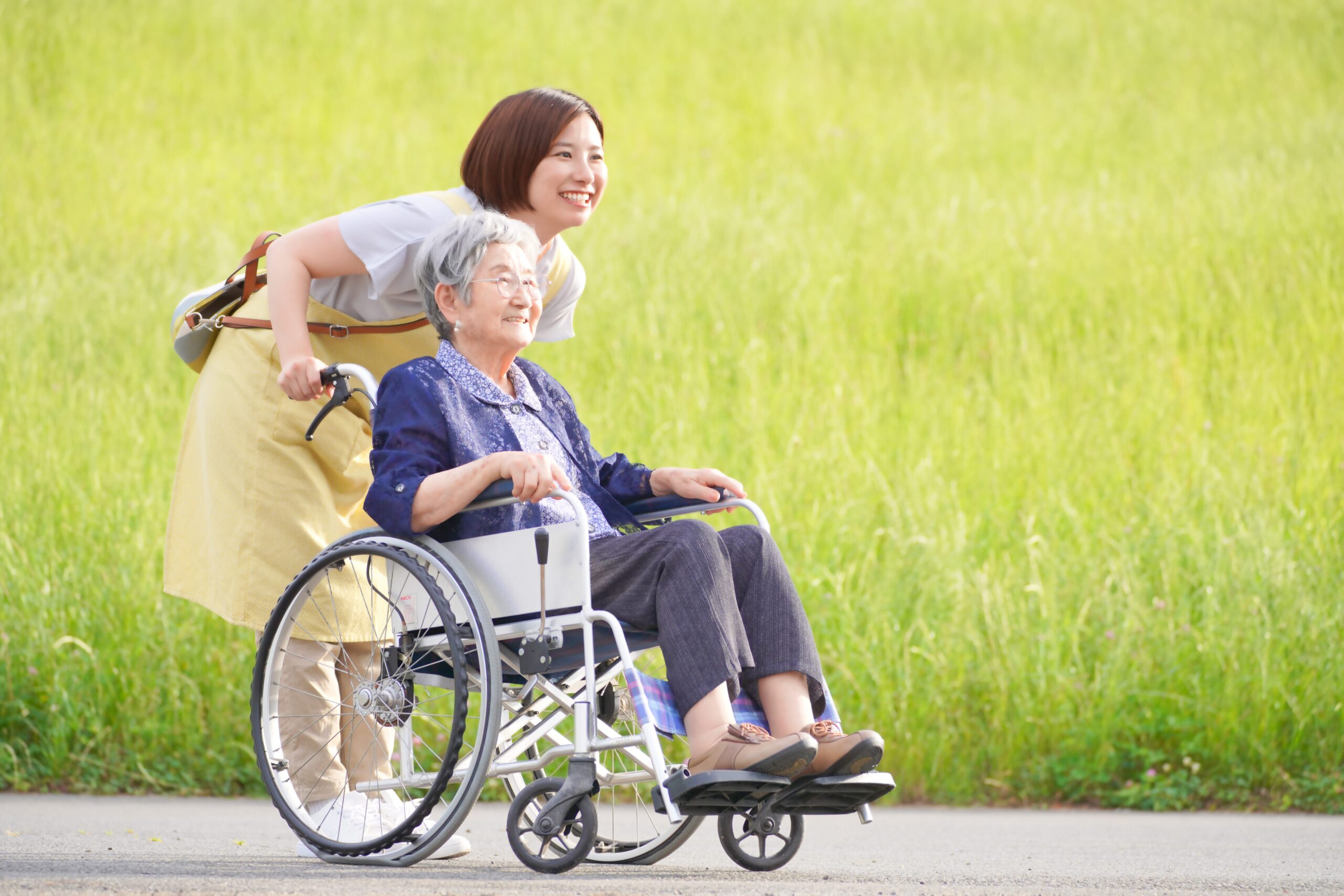 介護職の転職におすすめの時期は？注意点・円満退職のポイント・スケジュールも解説
