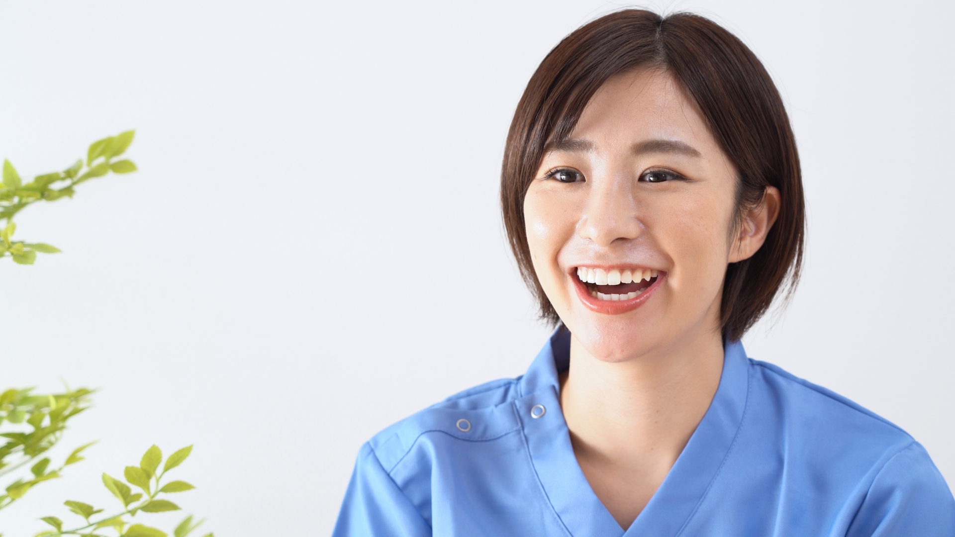 笑顔の女性