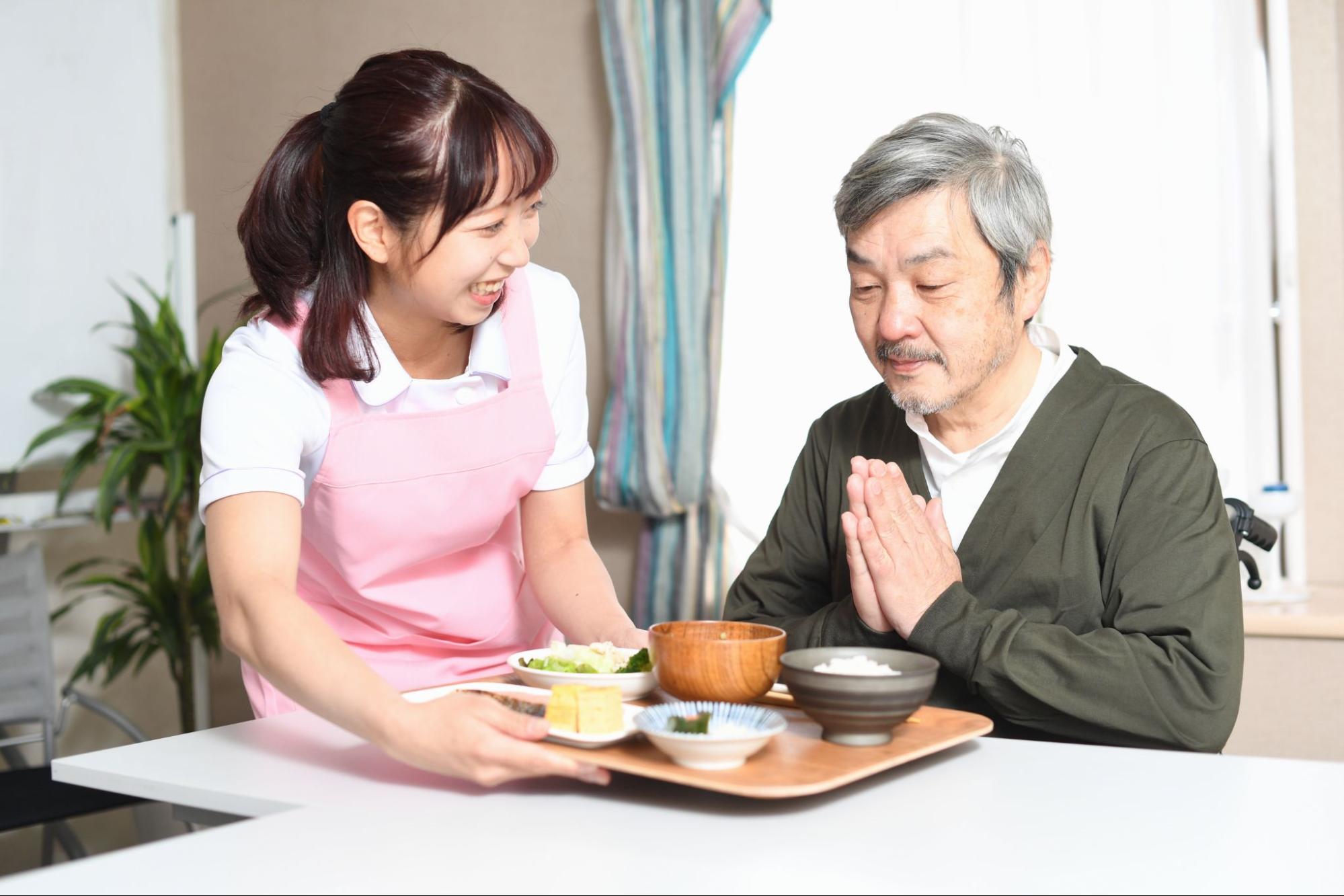 食事介助