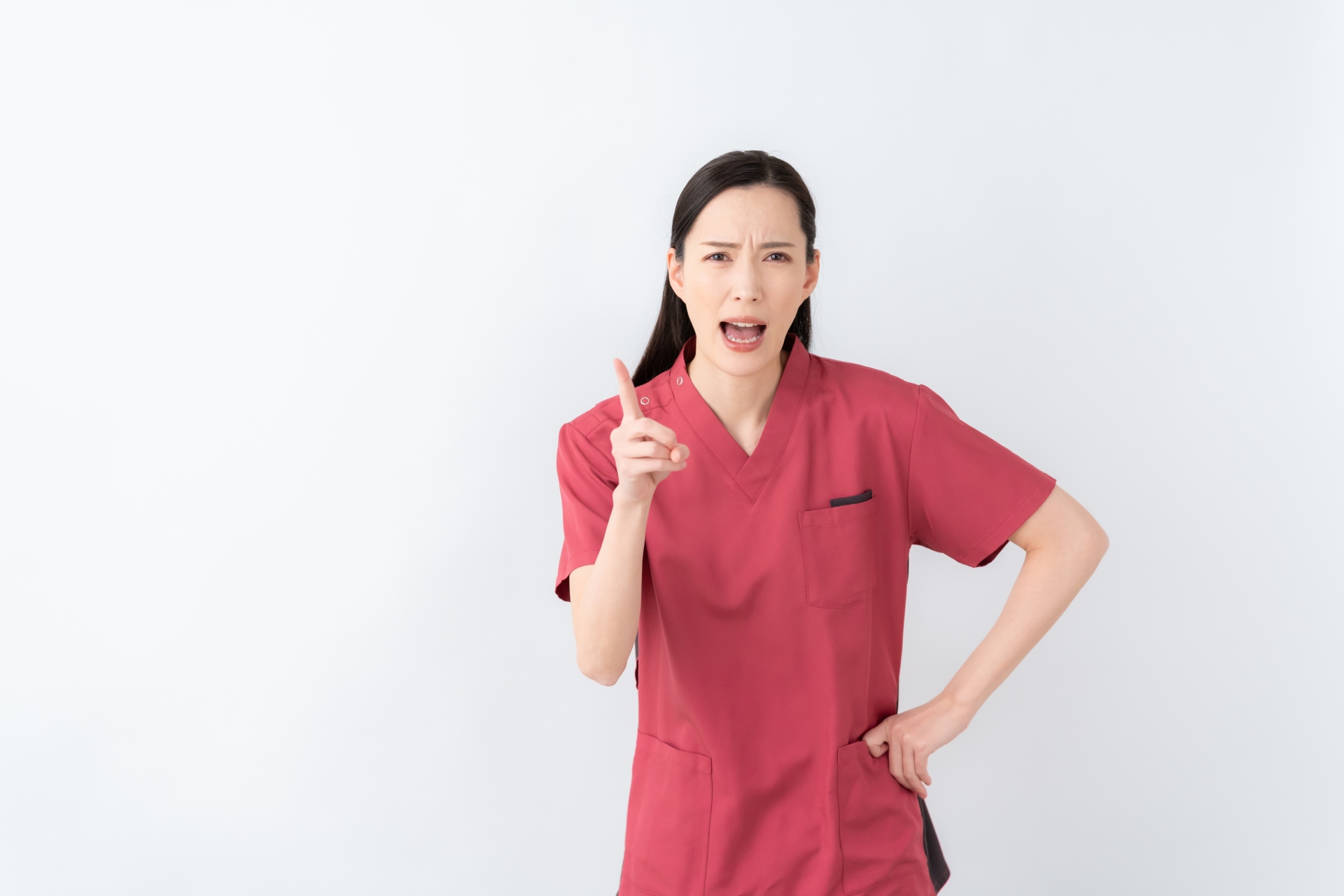 イライラしている女性
