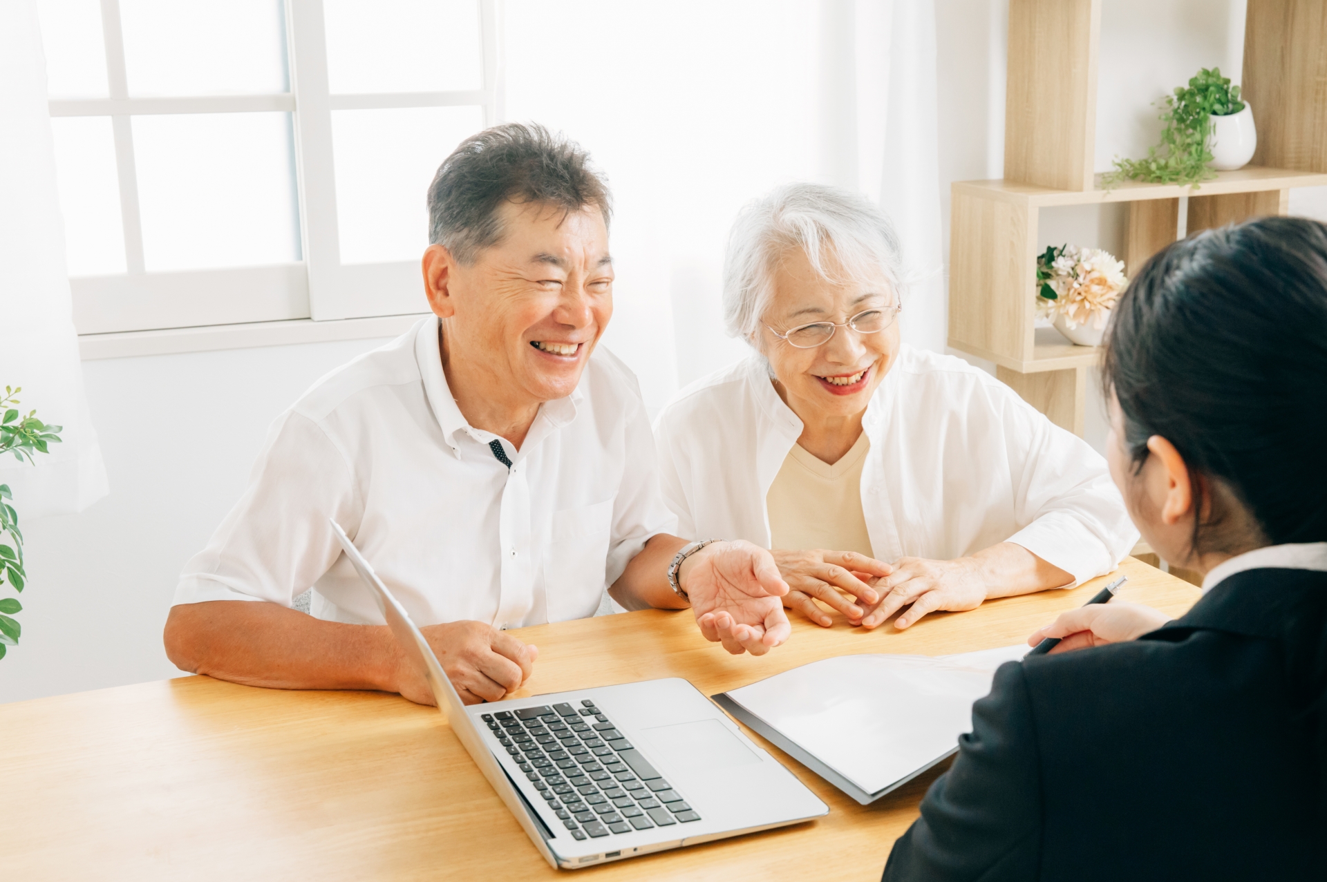 精神保健福祉士はどこで働く?活躍できる就職先から仕事内容、年収、なる方法まで解説の解説画像6
