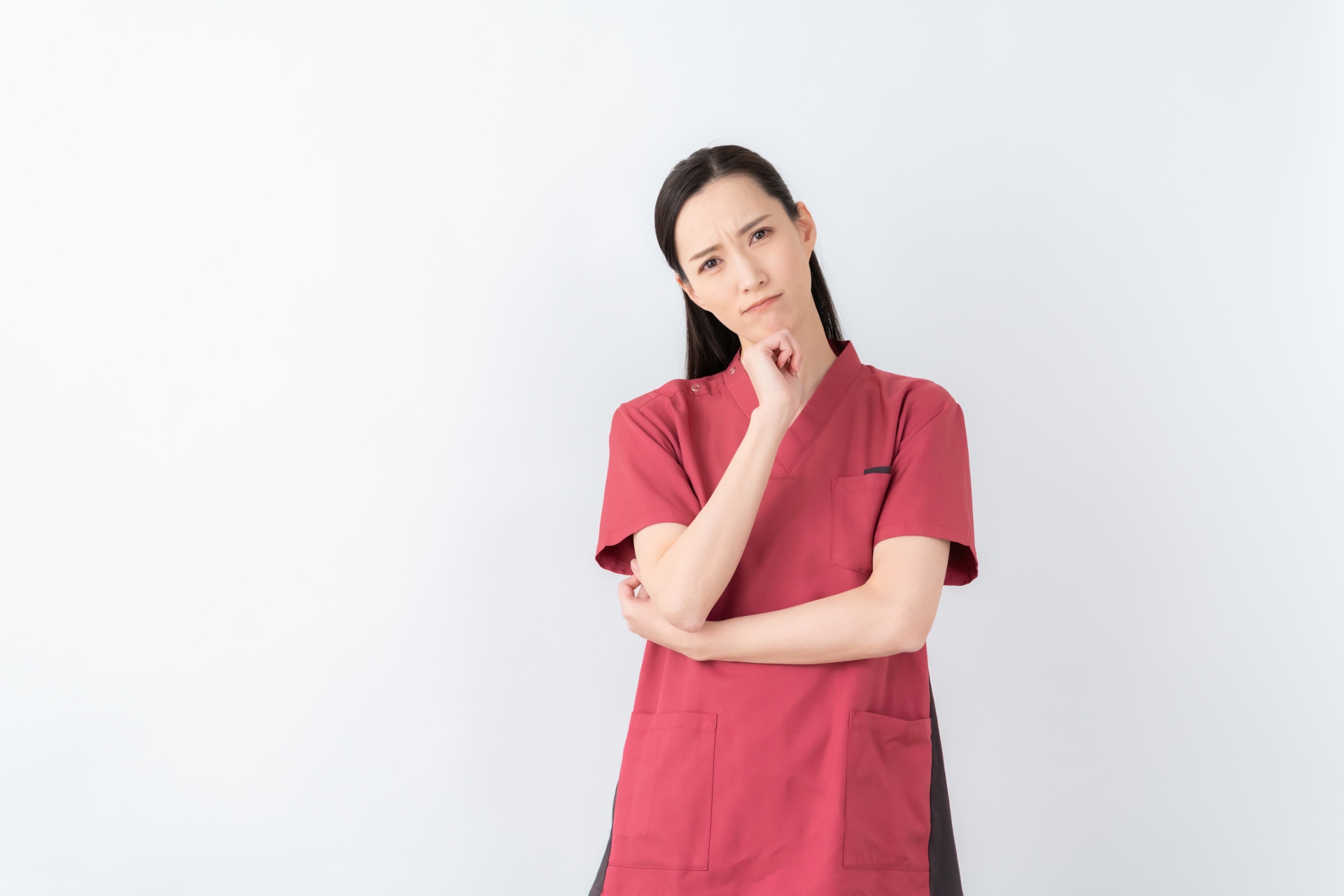 白バックの若い看護師