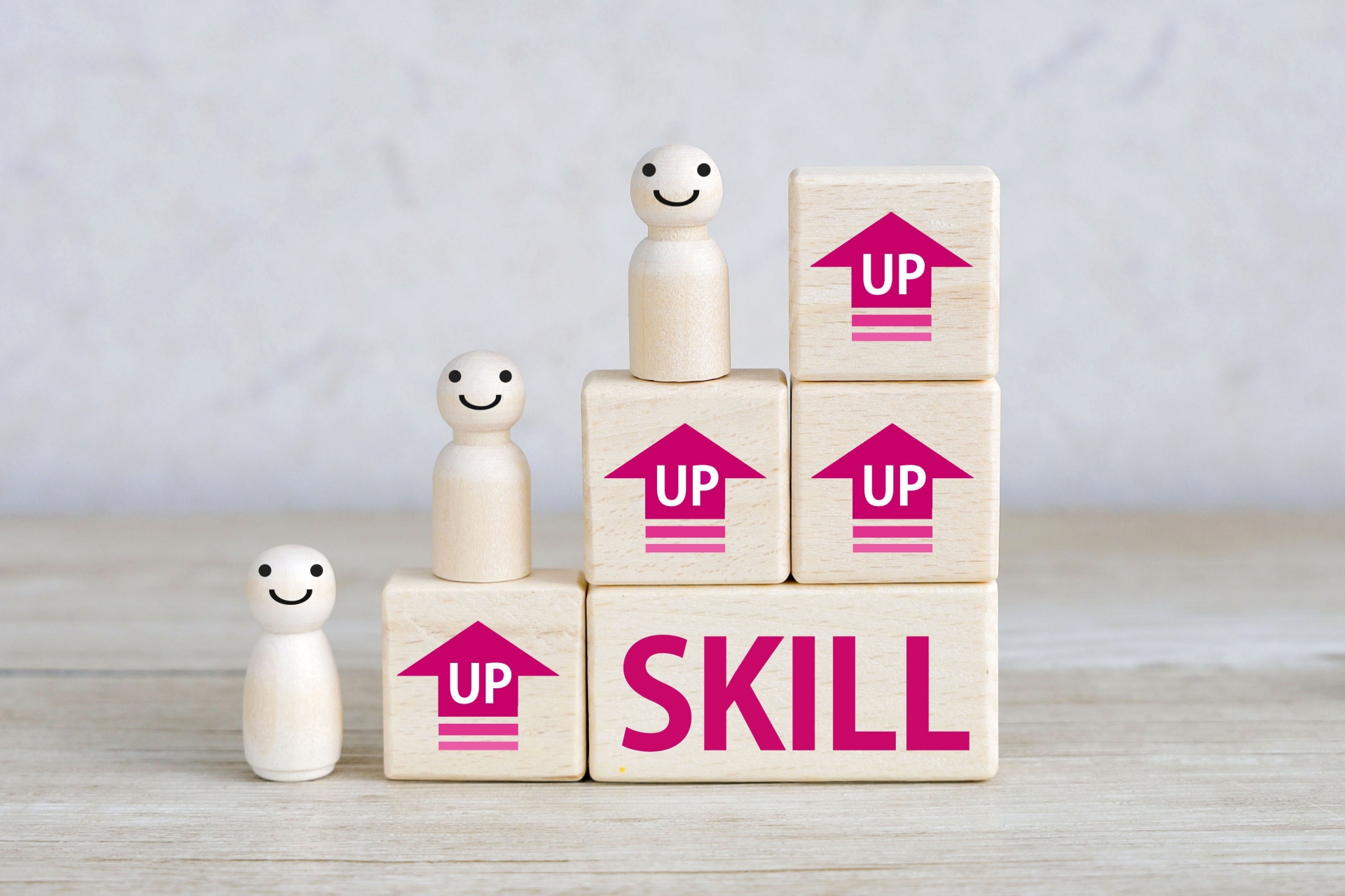 SKILLの文字とブロック