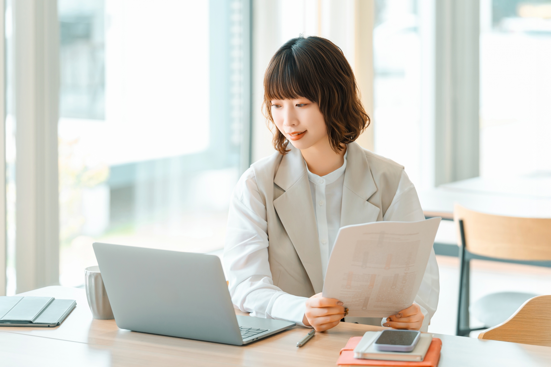 ビジネスウーマン