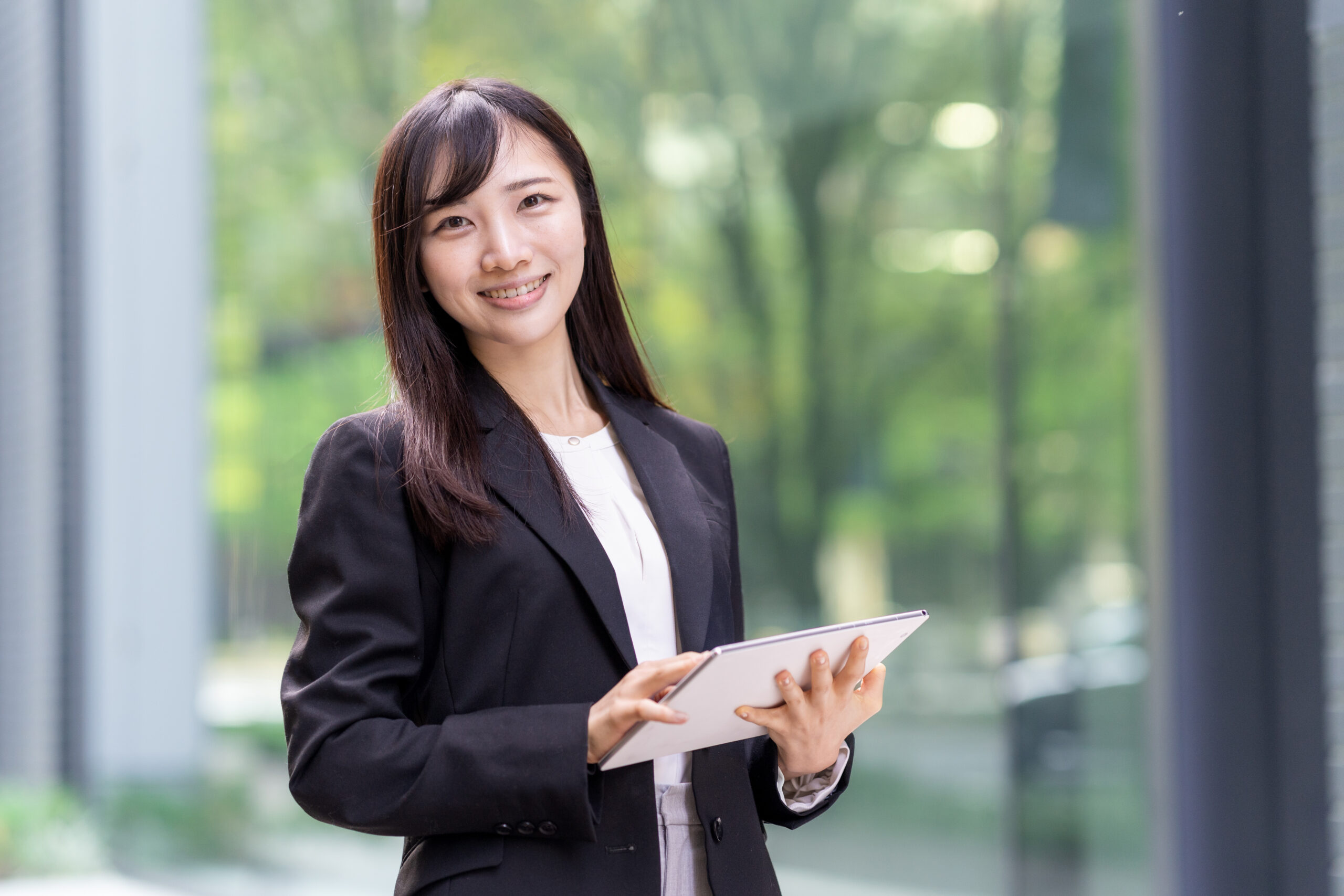 笑顔のビジネスウーマン