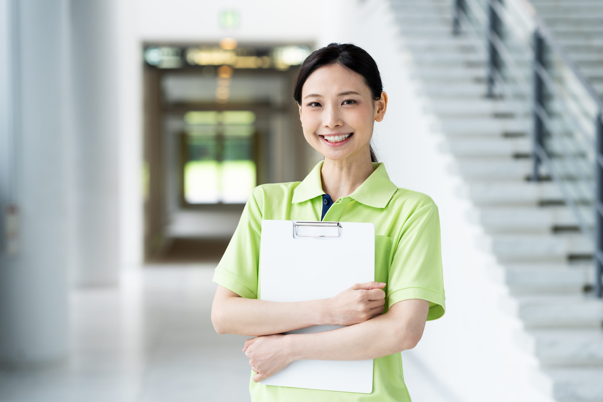 介護福祉士の若い女性