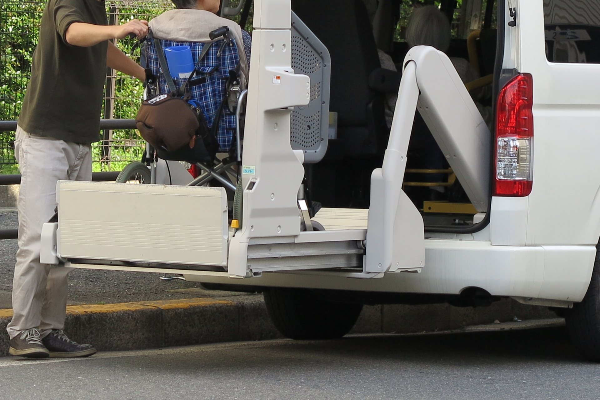 福祉サービス　送迎イメージ