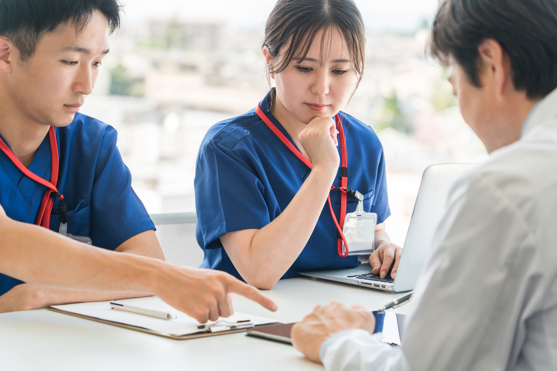 カンファレンス