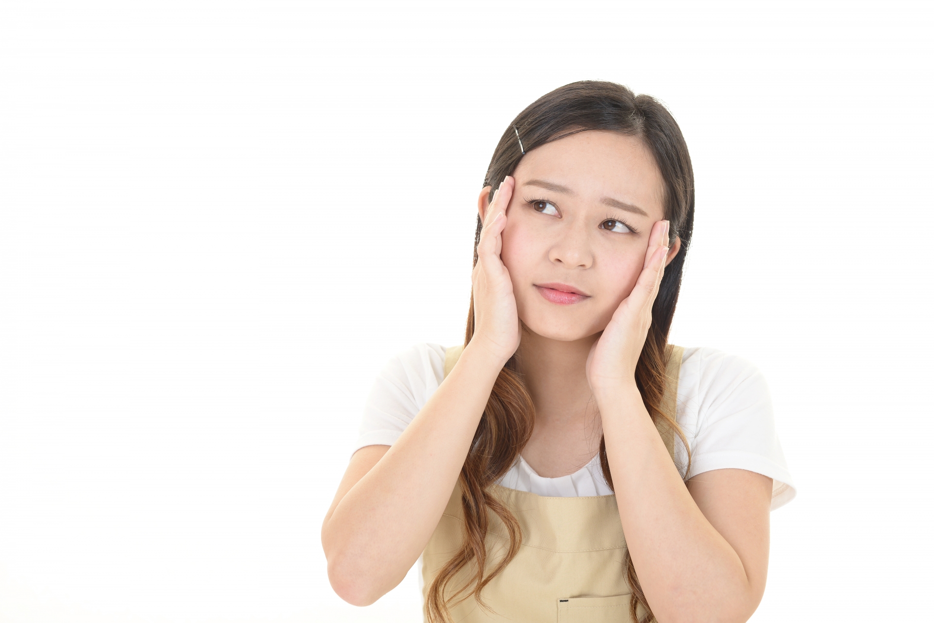 悩む女性