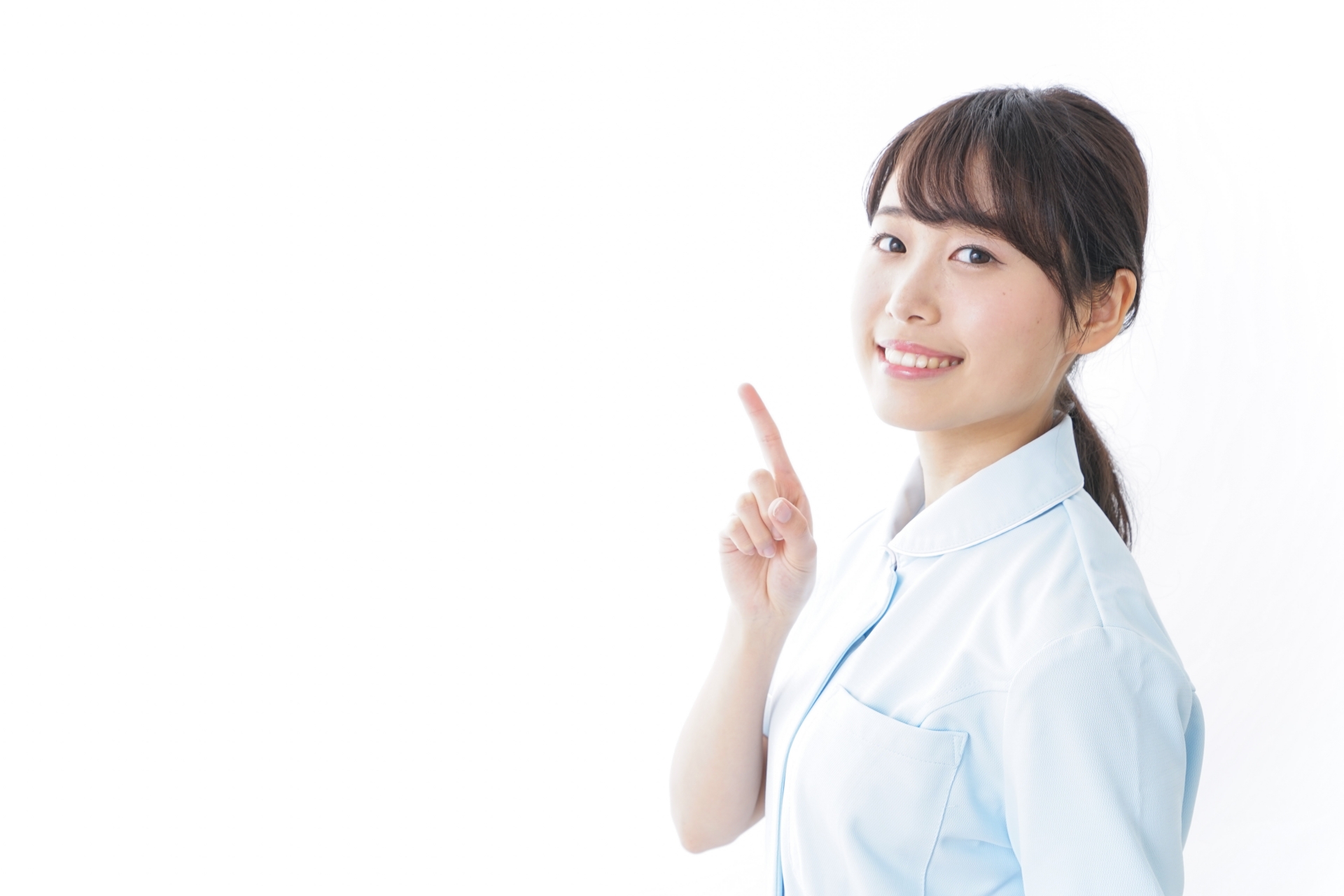 アドバイスをする看護師