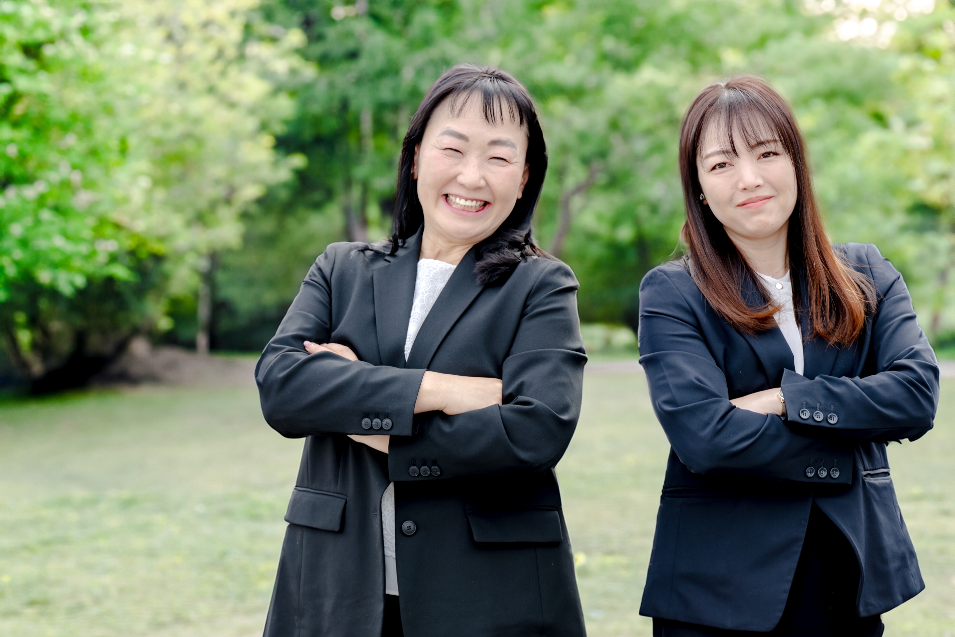腕組み二人組
