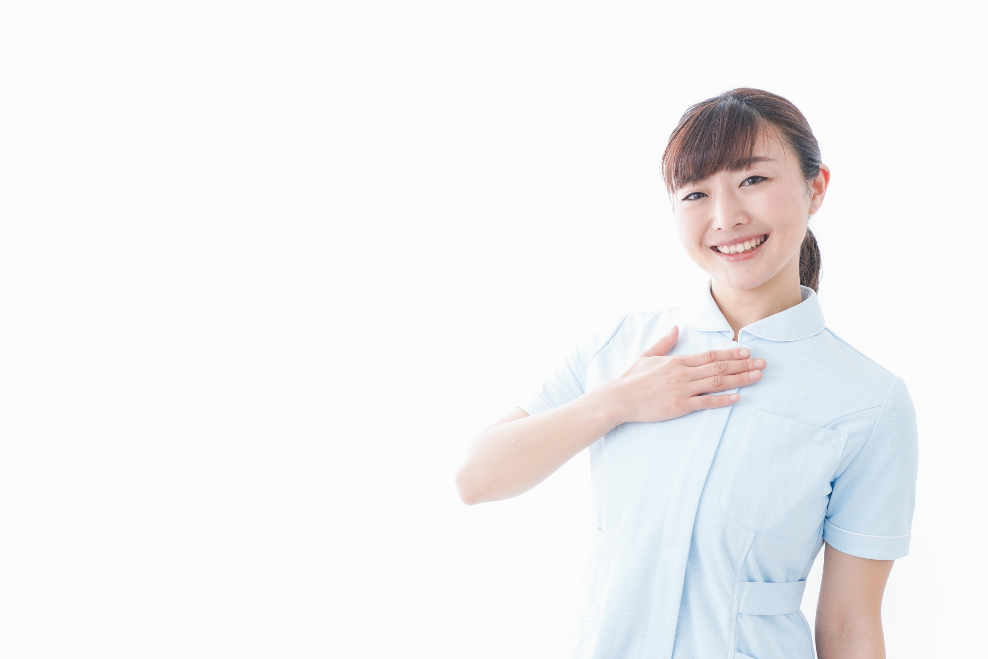 白衣の女性