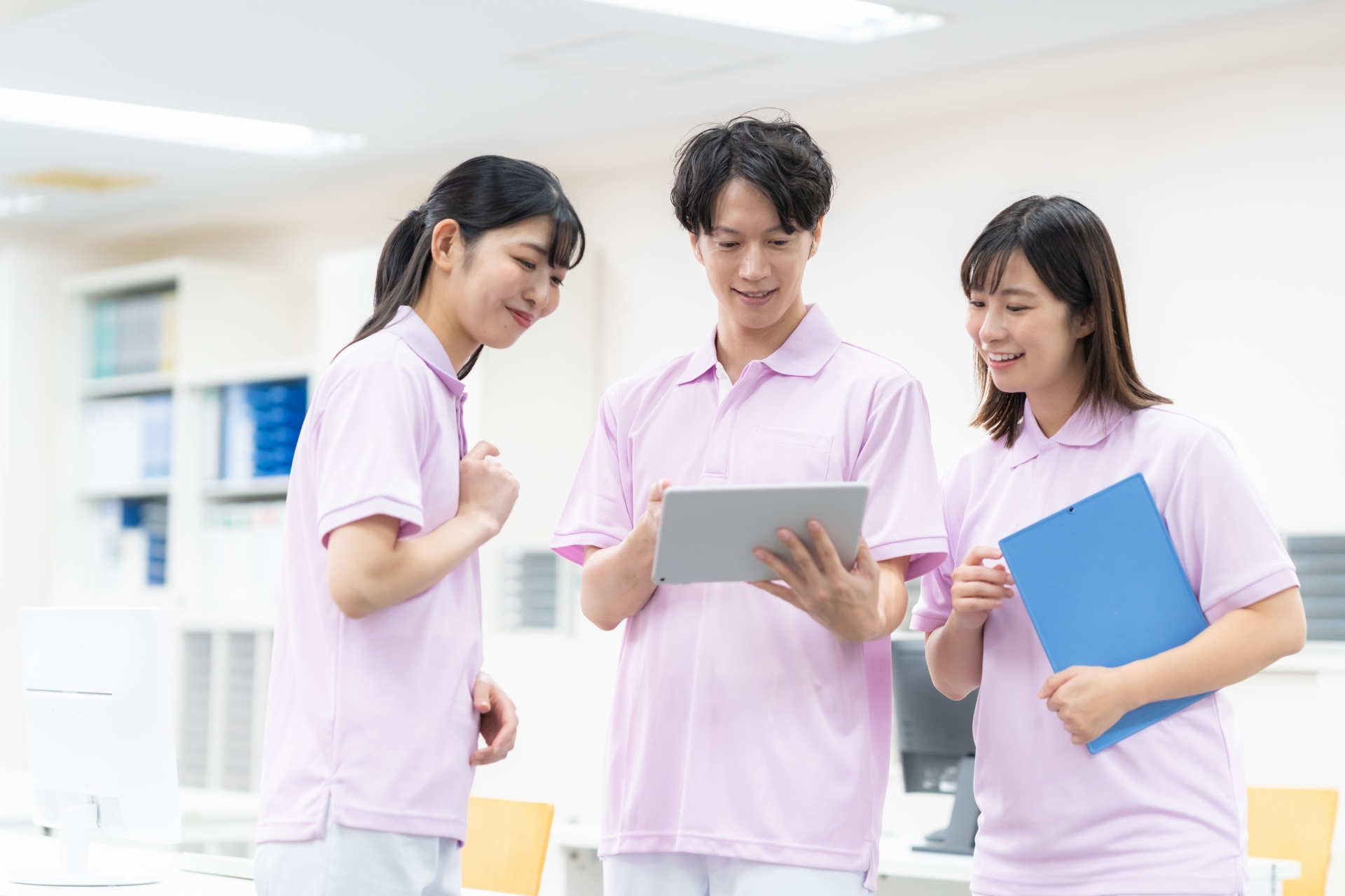 男女スタッフ