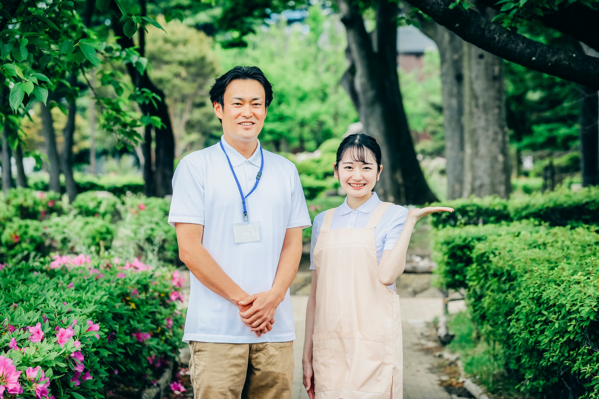 医療・介護・福祉系の男女スタッフ