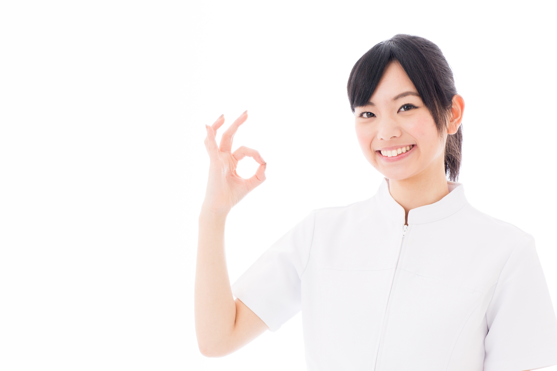 オッケーサインを見せる女性　看護師　医師