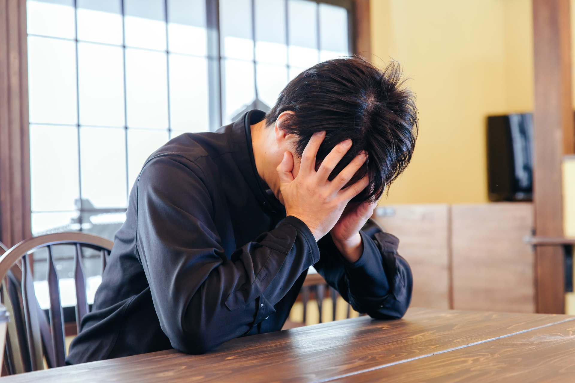 医療・介護・福祉系の男女スタッフ