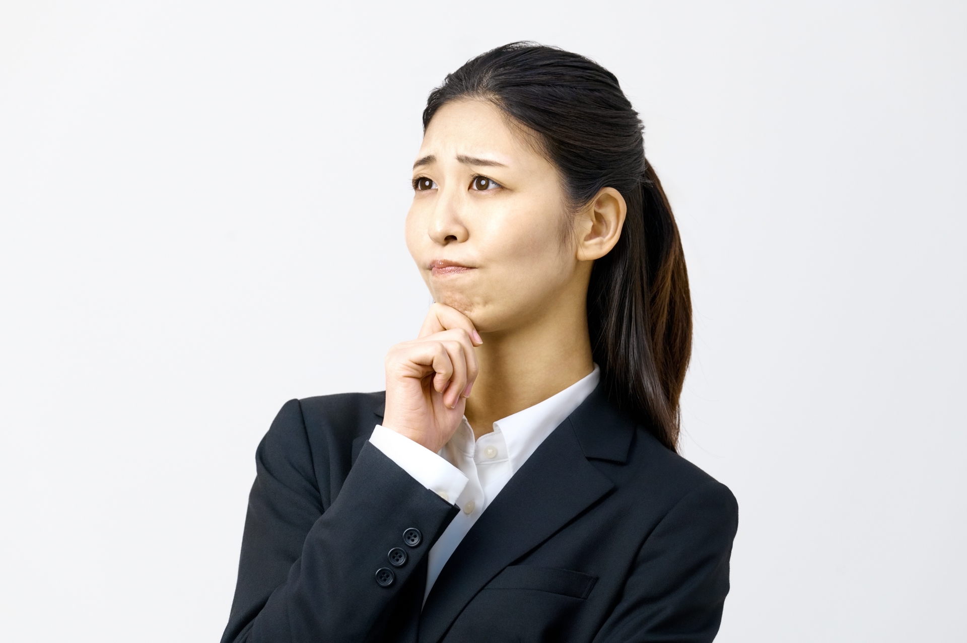困る 女性 会社員 仕事 トラブル