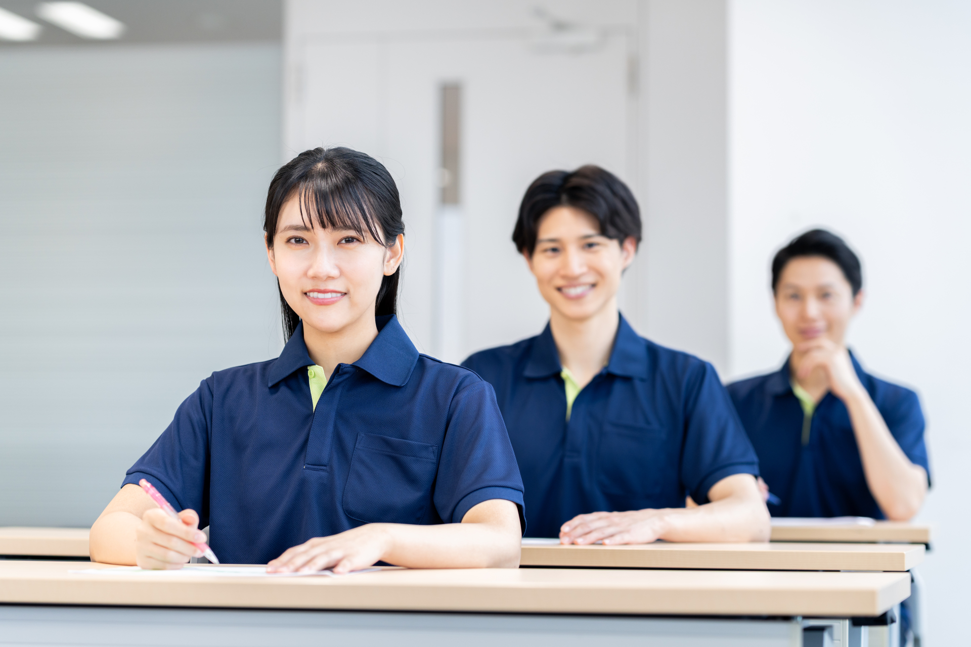 研修を受ける介護士