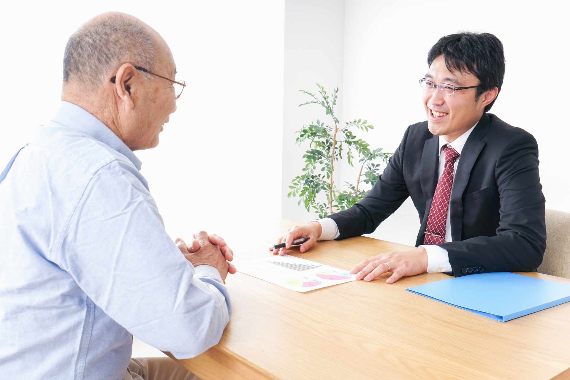 営業マンと高齢者